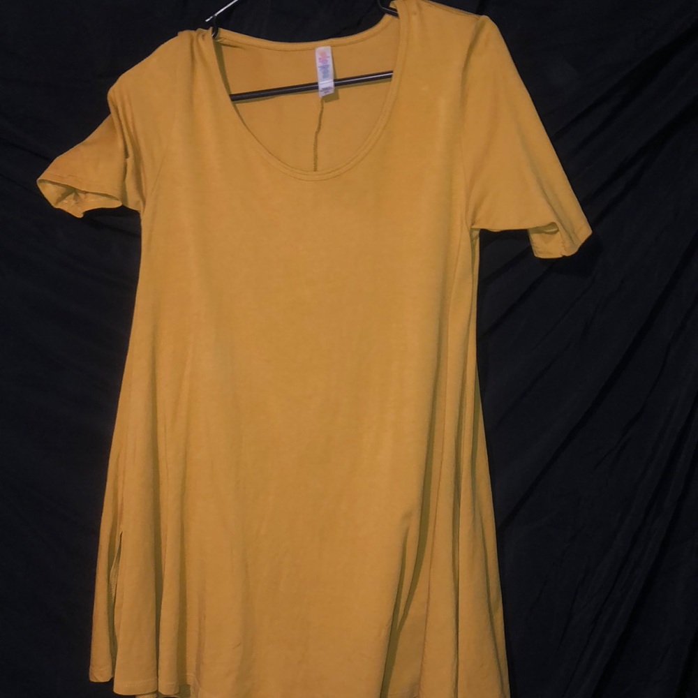SOLID Mustard Lularoe Perfect T